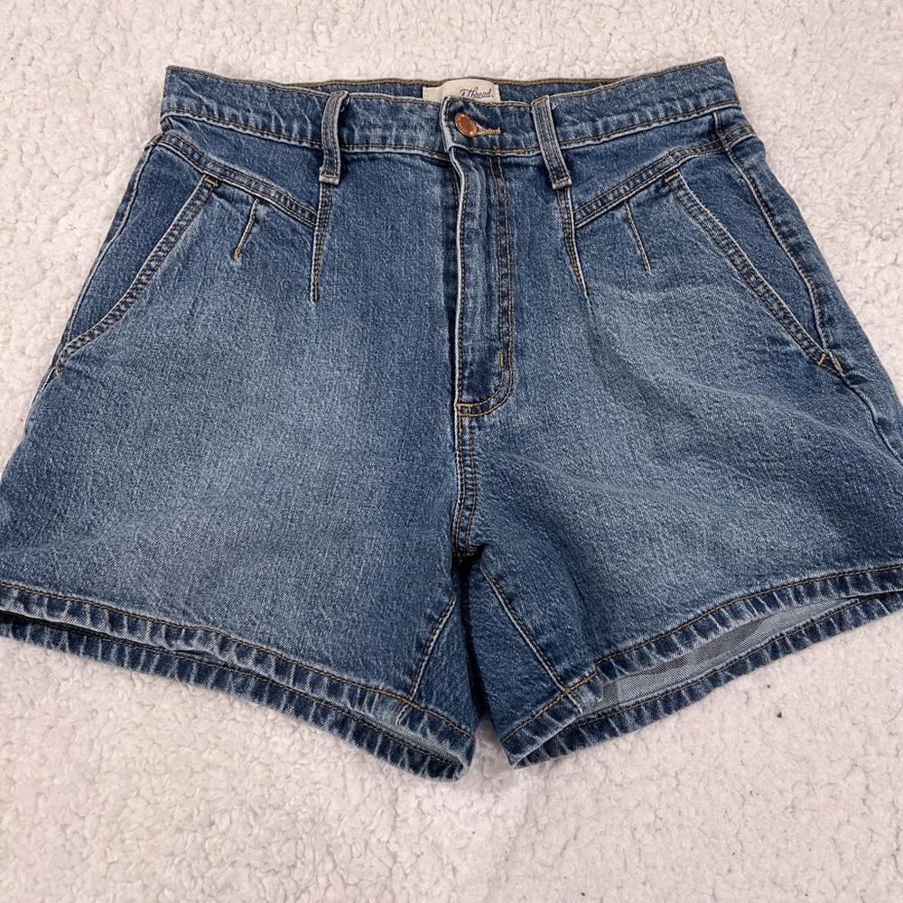 Universal Thread High Rise Midi Short - Medium Wash